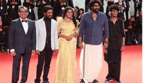 Actor Joju George's red-carpet appearance in a simple mundu goes viral ...