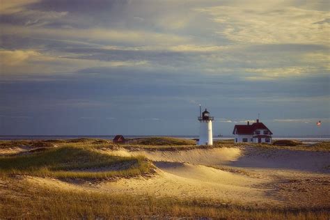 Massachusetts Cape Cod Provincetown lighthouse | Cape cod lighthouses, Lighthouse, Beach wallpaper