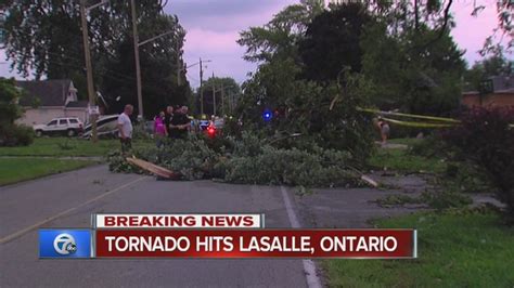 Tornado touches down in Windsor area, widespread damage - WXYZ.com