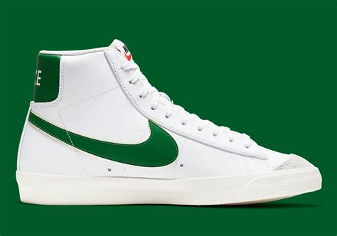 Nike Blazer Mid '77 White Pine Green BQ6806-115 | SneakerNews.com