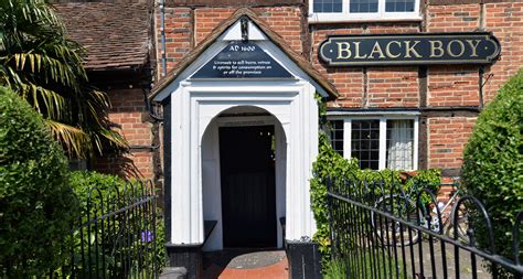 The Black Boy Pub & Restaurant, Oving, Aylesbury, Buckinghamshire ...