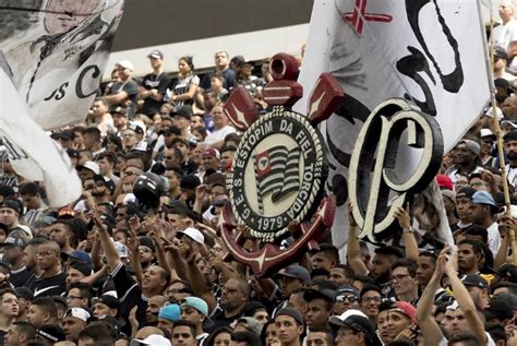 Jogo entre Corinthians e Bahia deve ter mais de 30 mil torcedores ...