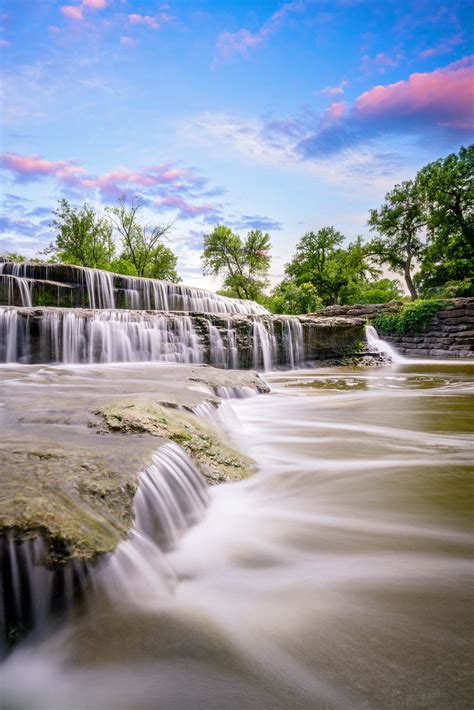 17 Amazing Waterfalls in Texas to visit this summer