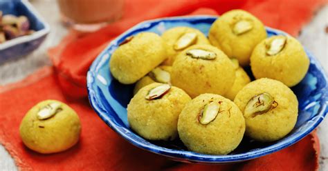 25 Bengali Sweets to Try Making at Home - Insanely Good