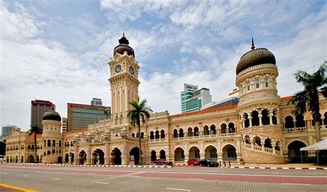 Bangunan parliament malaysia malaysian houses of parliament kuala ...