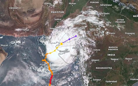 Cyclone Biparjoy LIVE tracking: Landfall, current Location and other ...