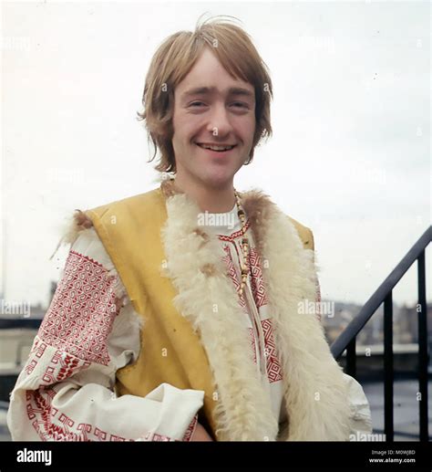 YTRAFFIC English rock group with Dave Mason about 1968. Photo: Tony Gale Stock Photo - Alamy