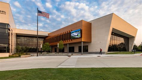 Mesquite ISD Vanguard High School — WRA ARCHITECTS