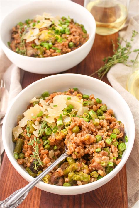 Healthy Instant Pot Risotto Recipe | Made with Farro + Spring Veggies