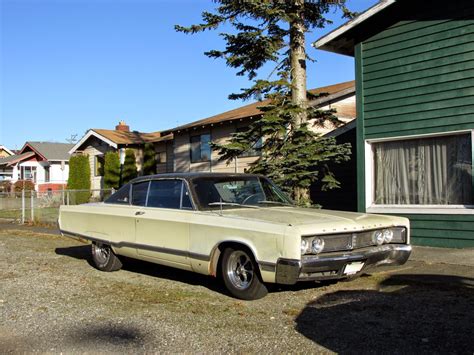 Seattle's Classics: 1967 Chrysler Newport Custom