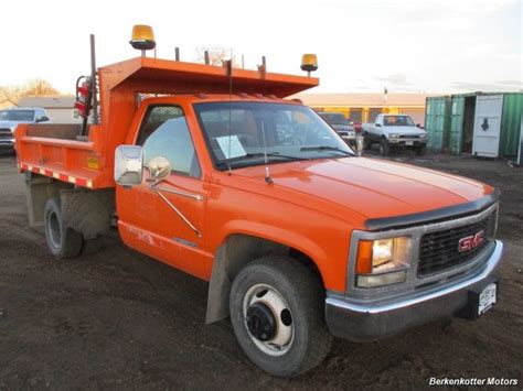 1998 GMC 3500 Regular Cab DUMP Truck 4x4