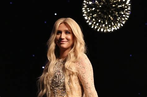 Kesha Performs Surprise Gig With Her New Group, The Yeast Infection: Watch | Idolator