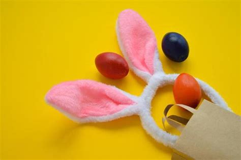 Bunny Ears Outline Stock Photos, Images and Backgrounds for Free Download