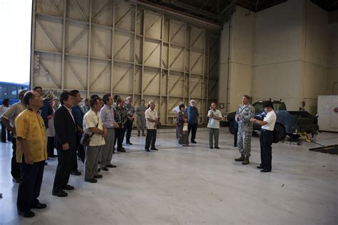 Honorary commanders visit Kadena > Kadena Air Base > News