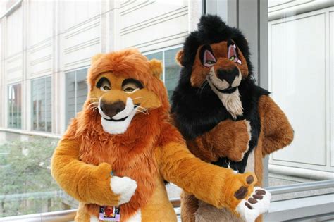 Mufasa and Scar fursuits at AC 2016 Fursuit Yiff, Animal Costumes ...