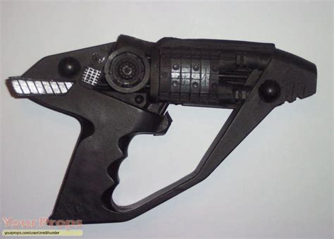 Star Trek: Voyager Alien Weapon original prop weapon