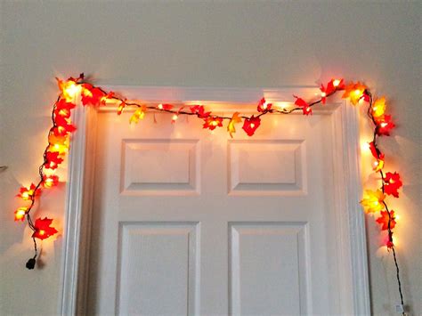 DIY Party Mom: How to Make Fall Leaf Garland Lights