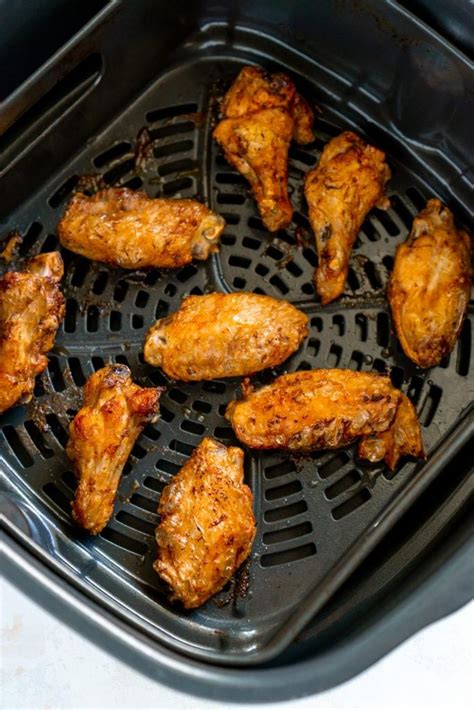 Buffalo Chicken Wings (Air Fryer) - JZ Eats