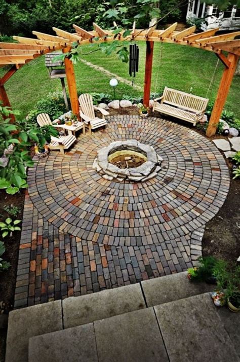 DIY Brick Fire Pits - 15 Inspiring Backyard Ideas