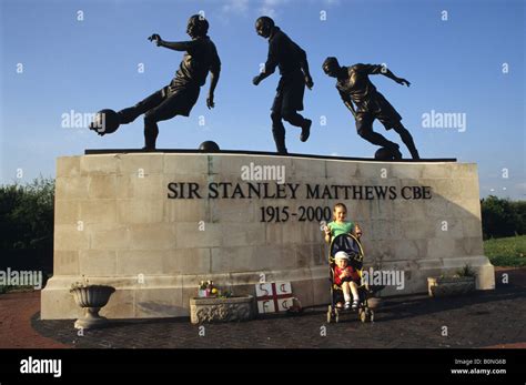 Sir Stanley Matthews Statue At Britannia Stadium Stoke-on-Trent Stock ...