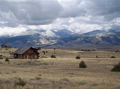 Emigrant, Montana - Wikipedia