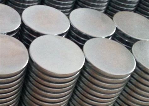 Small Thin Custom Neodymium Magnets Strong Round Flat Ndfeb Magnet 15mmX1mm