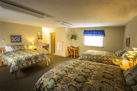 Ely MN Hotels - Adventure Inn in Ely, Minnesota