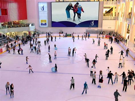 Ssurvivor: Dubai Mall Skating Rink