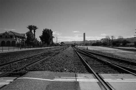 Train Tracks Black and White Stock Image - Image of asphalt, empty: 33238205