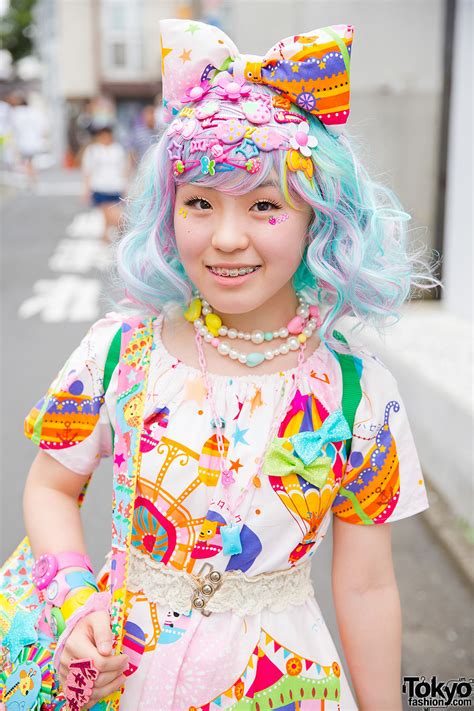 Colorful Harajuku Decora Fashion w/ 6%DokiDoki, Mikazuki Momoko, & DIY Items