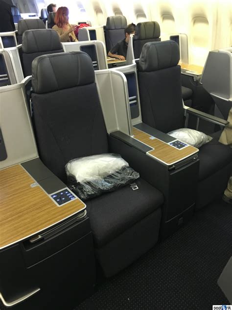 American Airlines 767-300 Business Class Review - The Seatlink Blog