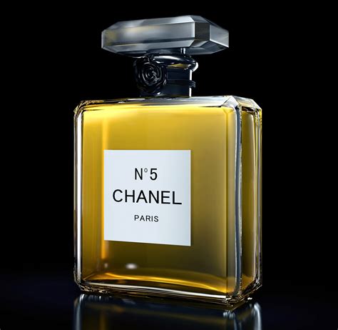 N°5 CHANEL Parfum :: Behance