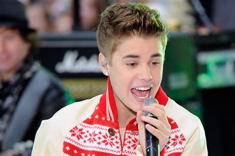 Justin Bieber Never Believed in Santa, Singer Reveals Christmas Plans