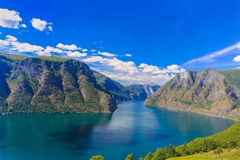 Self-Guided Day Trip from Bergen to Oslo including the Flåm Railway 2024