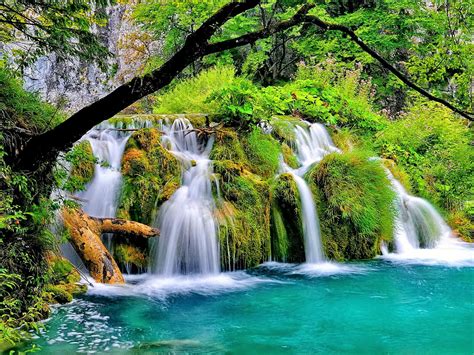 5-five-5: Plitvice Lakes National Park (Croatia).