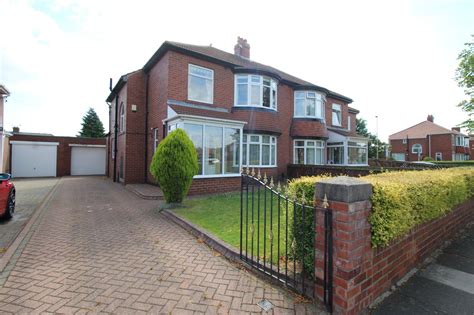 3 bed semi-detached house for sale in York Avenue, Jarrow, Tyne And Wear NE32 - Zoopla