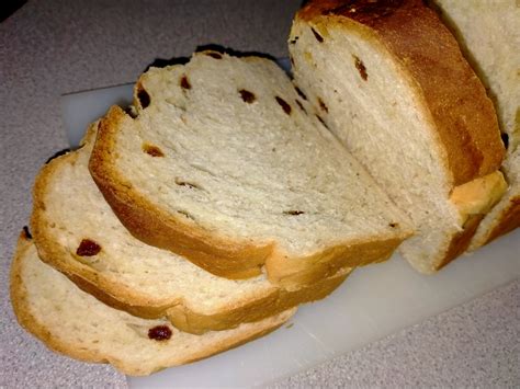 Cooking Pleasure: HAND KNEAD RAISIN BREAD LOAF