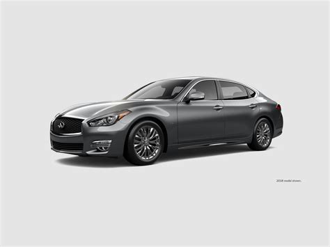 A 2019 INFINITI Q70L in Houston TX dealer Southwest INFINITI. Graphite Shadow 3.7 LUXE RWD 3.7 ...