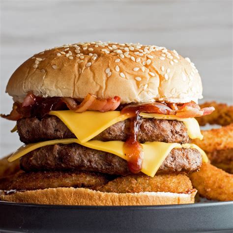 Western Bacon Cheeseburger (Hardee's or Carl's Jr) | Bake It With Love