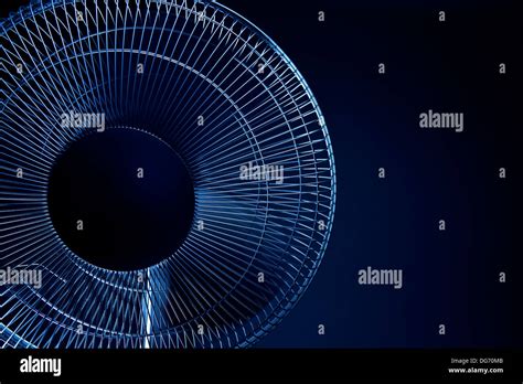 Cooling freestanding Oscillating Fan Stock Photo - Alamy