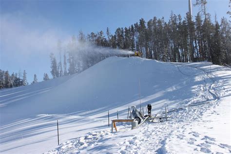 The Yellowstone Club: Where The Affluent Ski Their Effluent