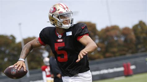 49ers OTAs observations: Trey Lance shows off fresh mechanics in open practice - Yahoo Sports