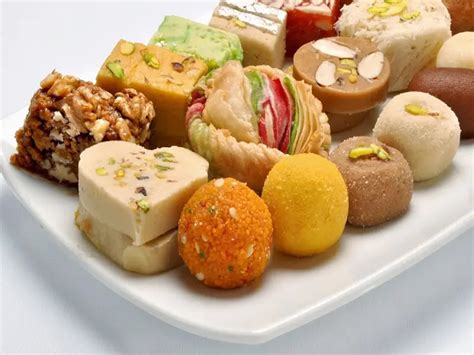 Bakery item in best - BEST BAKERS AND RESTAURENT - Puthuppally