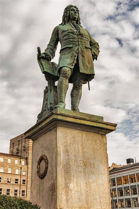 George Frideric Handel Op Marktplein In De Oude Stad Halle Duitsland ...