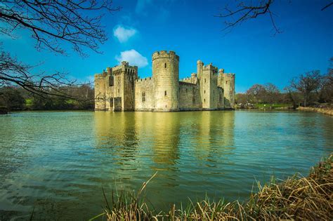 English Castles | Database of all Castles in England