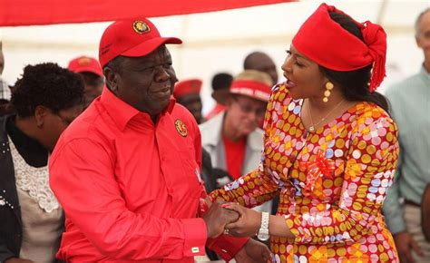 Updated: Oliver Mtukudzi Sings "Neria" At Tsvangirai's Funeral As Family Fails To Acknowledge ...