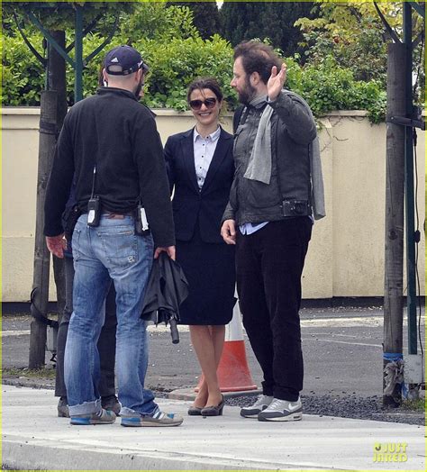 Rachel Weisz & Colin Farrell Hold Hands For 'The Lobster'!: Photo 3107257 | Colin Farrell ...