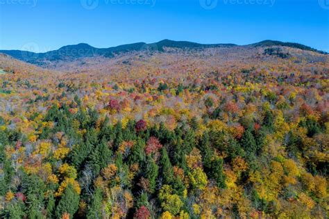 Aerial panoramic view of peak Fall foliage in Stowe, Vermont. 15987153 ...