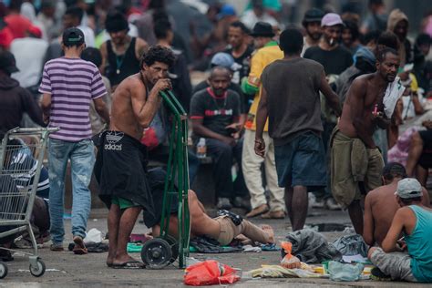 Polícia prende 4 em operação contra o tráfico na cracolândia do centro ...