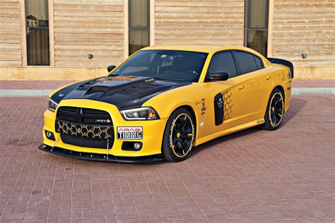 Super Bee, Dodge Charger SRT8 - Arab Motor World